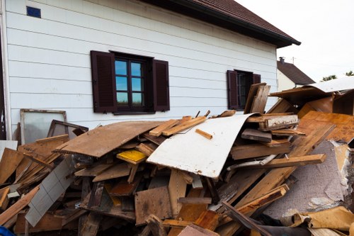 Educational workshop on hazardous waste disposal in Belmont